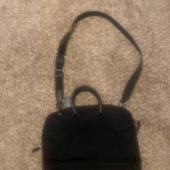 Coach Messenger bag in excellent condition clean no scratches almost new - Picture 3 of 5